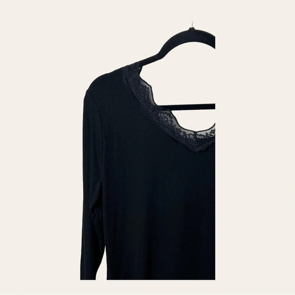 1273. LONG SLEEVE TOP RIBBED WITH LACE ON NECKLINE SIZE X-LARGE BLACK - Picture 10 of 12